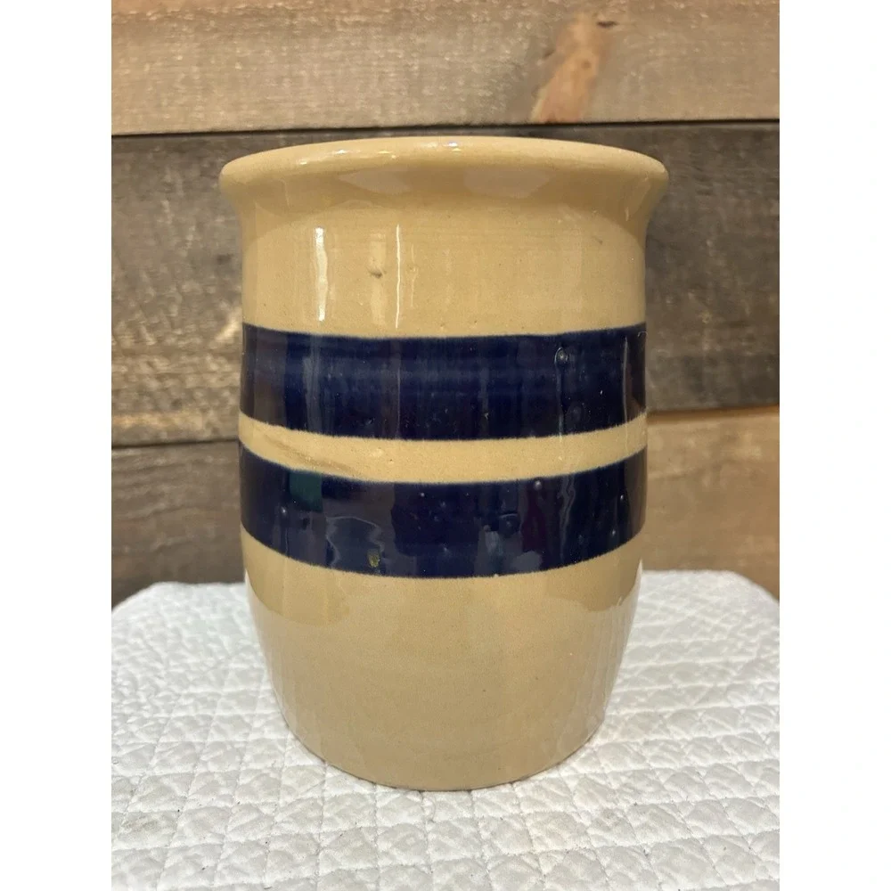 J Beaumont Bros Pottery 6.5